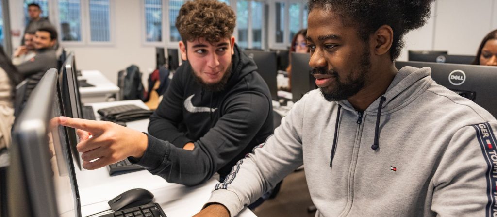 Alternance en Informatique à Paris